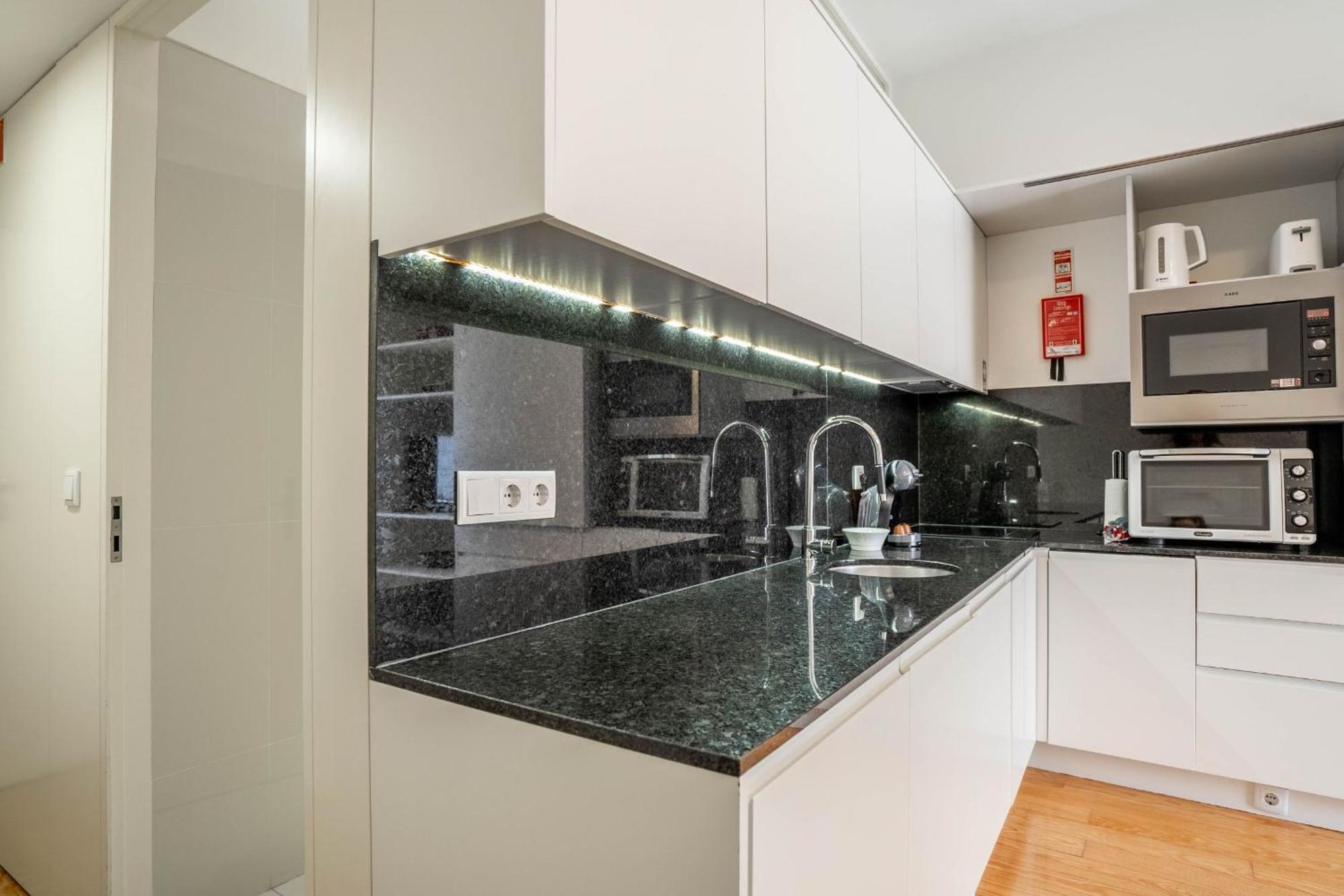 Home At Porto - Aliados Apartments Exterior photo